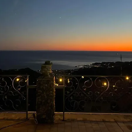 بيت للعطل Vista Mare فاراتسي