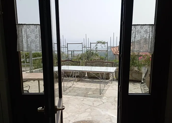 Vista Mare بيت للعطل فاراتسي
