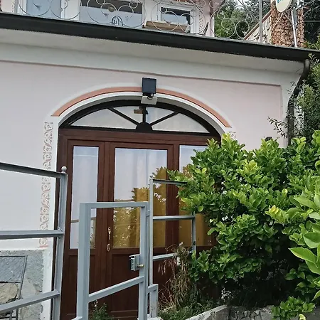 Σπίτι διακοπών Vista Mare Varazze