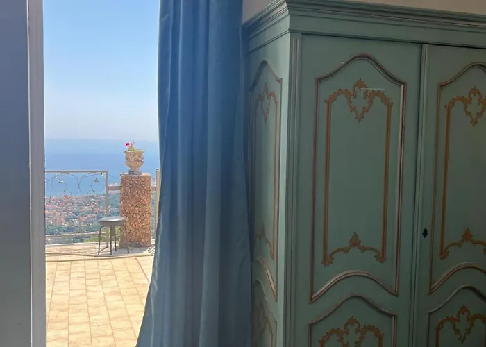 Vista Mare Сasa de vacaciones Varazze